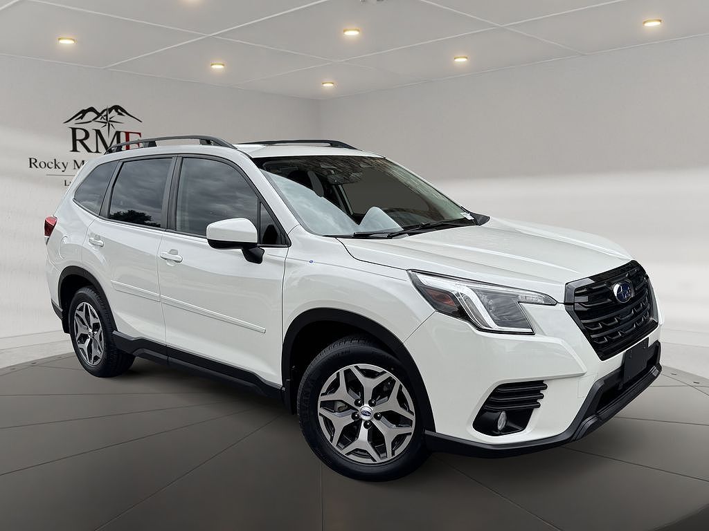 2023 Subaru Forester Premium