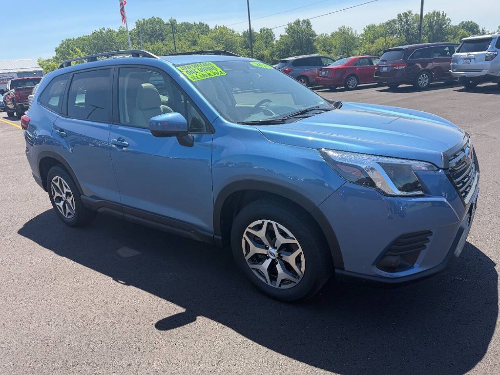 2023 Subaru Forester Premium