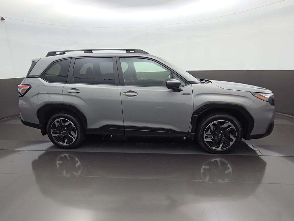 2025 Subaru Forester Premium Hybrid
