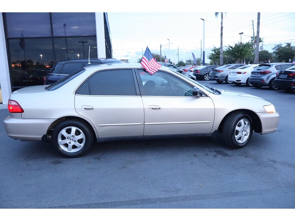 2000 Honda Accord Sdn 4dr Sdn SE Auto