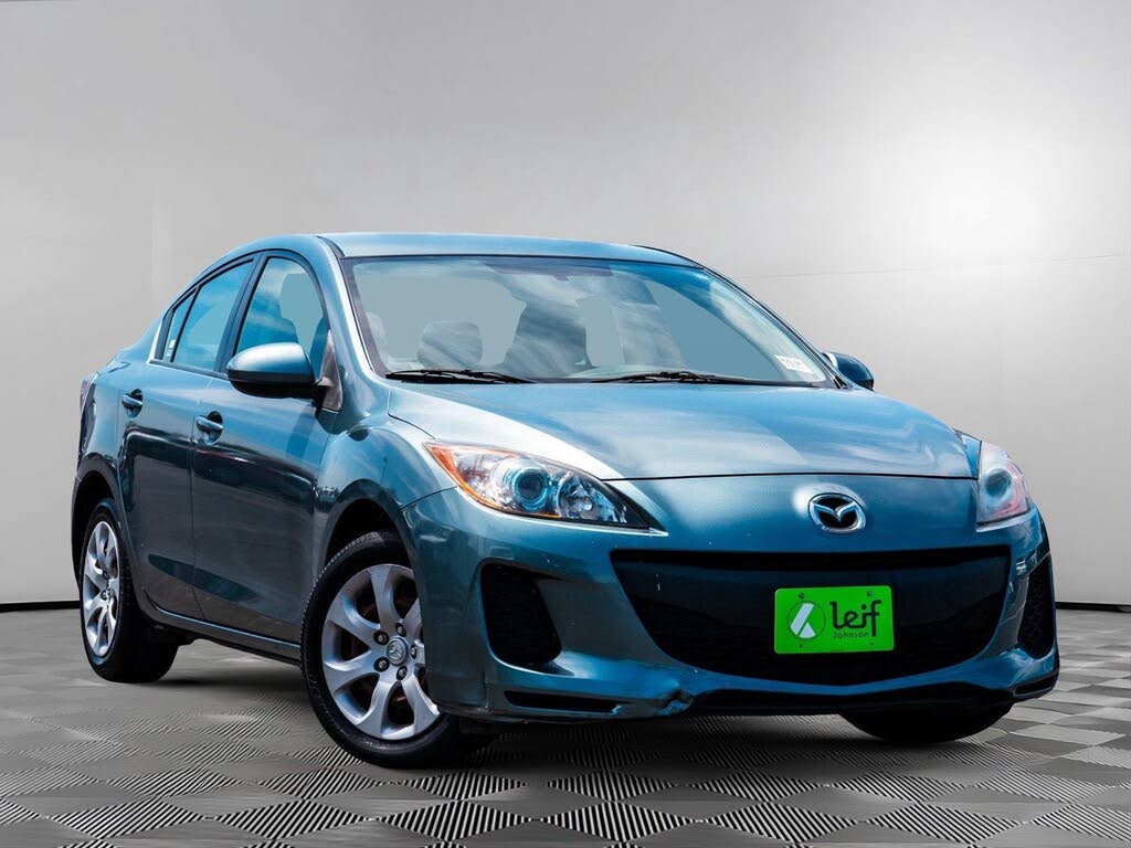 2013 Mazda 3 i Sport