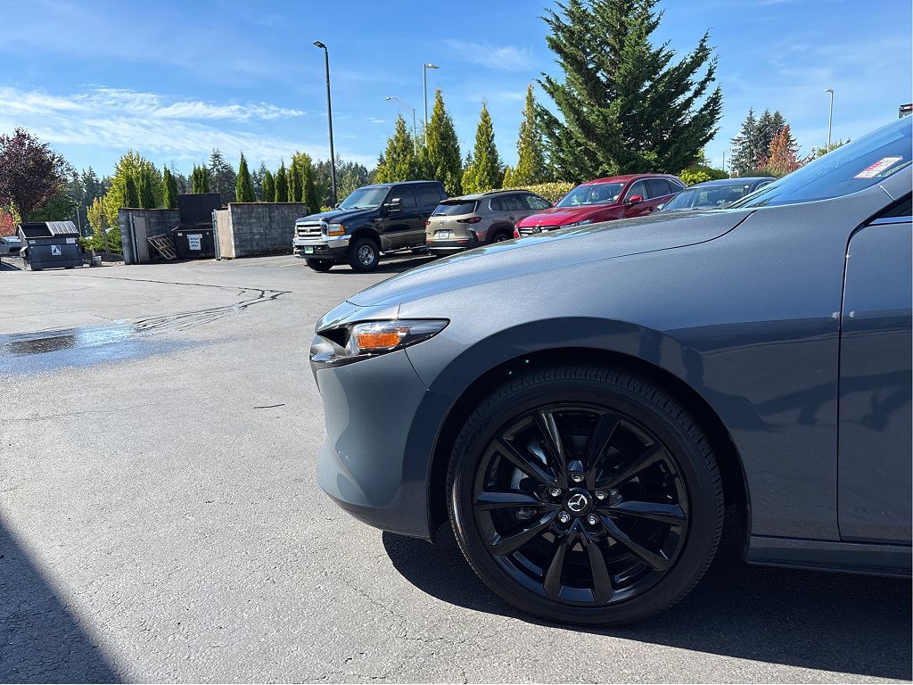 2023 Mazda Mazda3 Hatchback Carbon Edition AWD