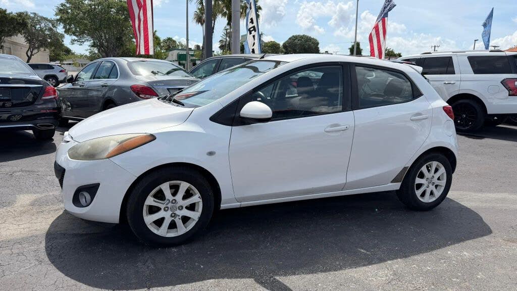 2012 Mazda Mazda2 Touring