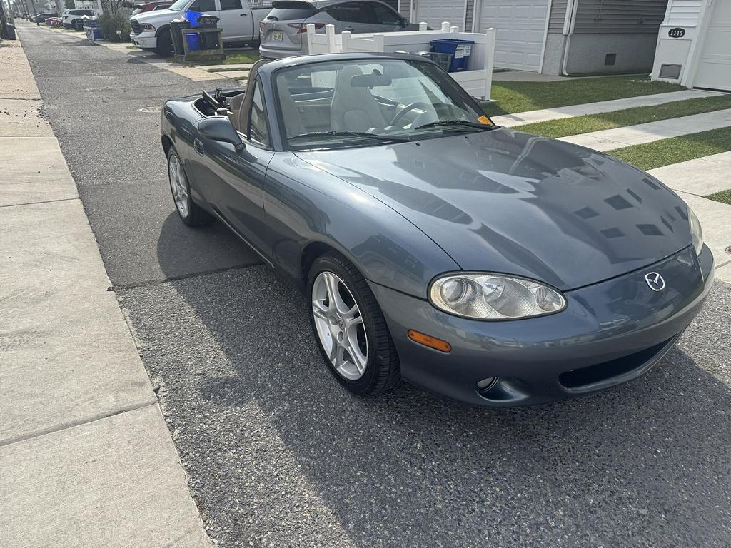 2005 Mazda MX-5 Miata LS