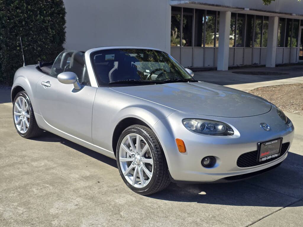 2006 Mazda MX-5 Miata