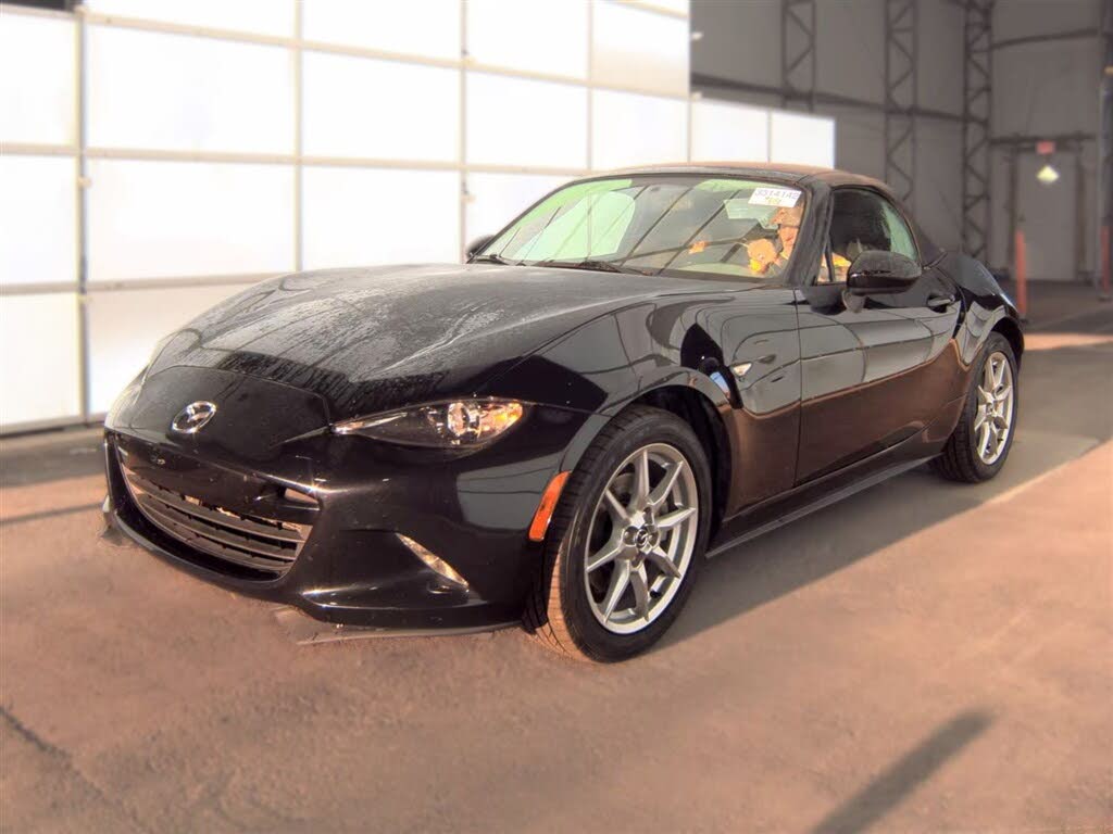 2016 Mazda MX-5 Miata Sport