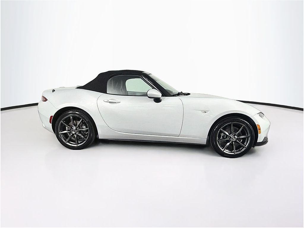 2016 Mazda Miata Grand Touring