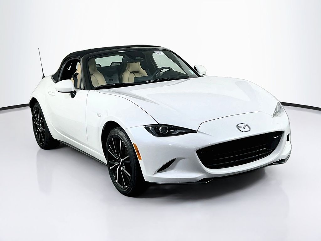 2026 Mazda Miata Grand Touring
