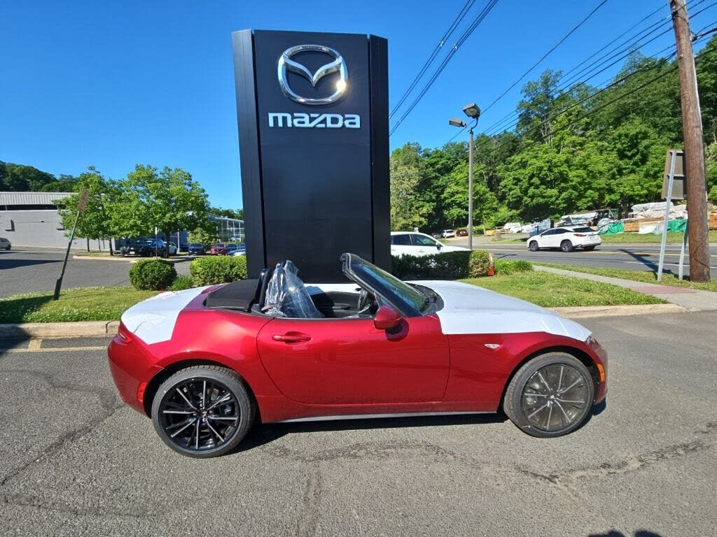 2026 Mazda MX-5 Miata Grand Touring