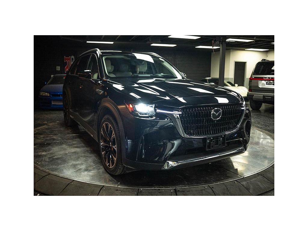 2024 Mazda CX-90 PHEV Premium Plus