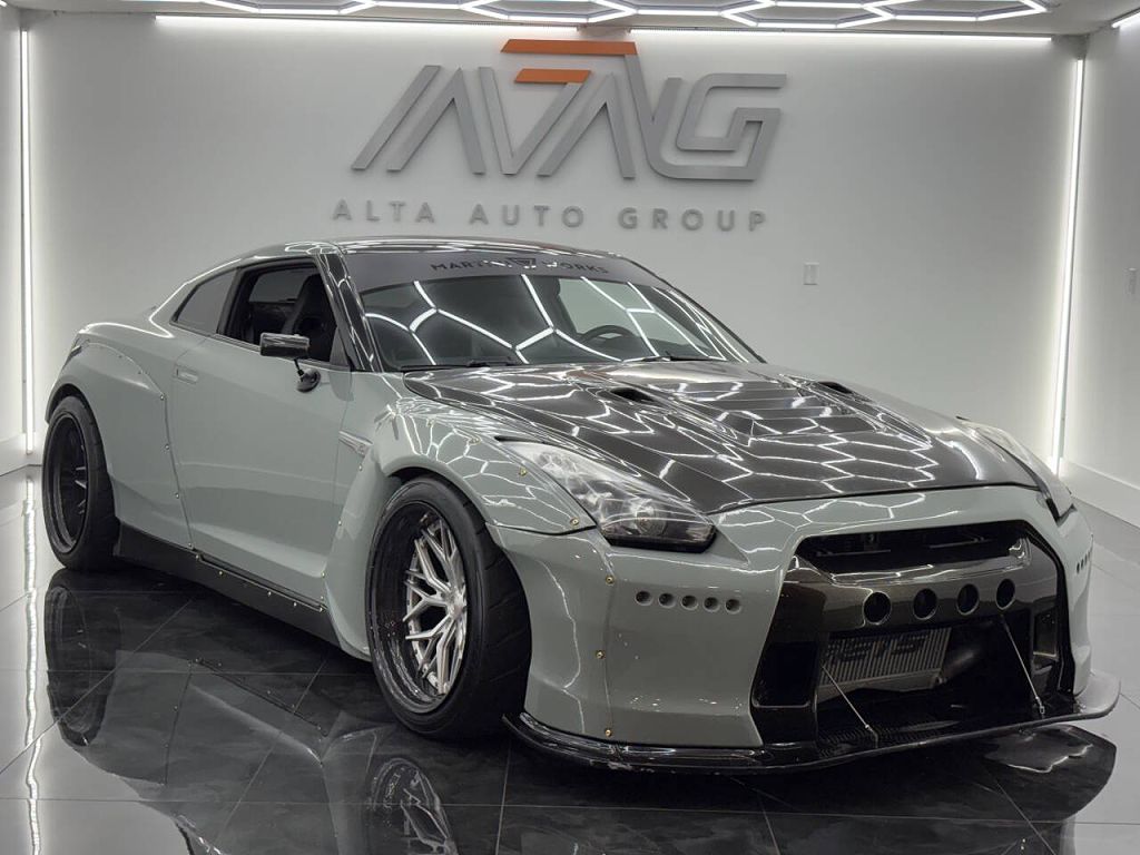 2009 Nissan GT-R Premium