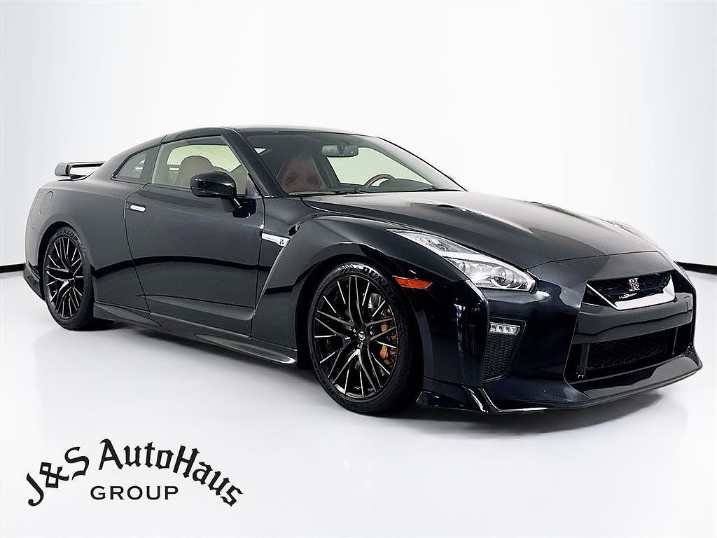 2021 Nissan GT-R T-spec