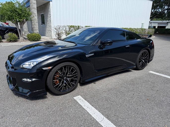 2024 Nissan GT-R T-spec