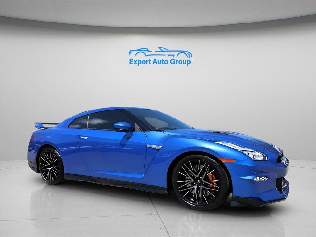 2024 Nissan GT-R T-spec