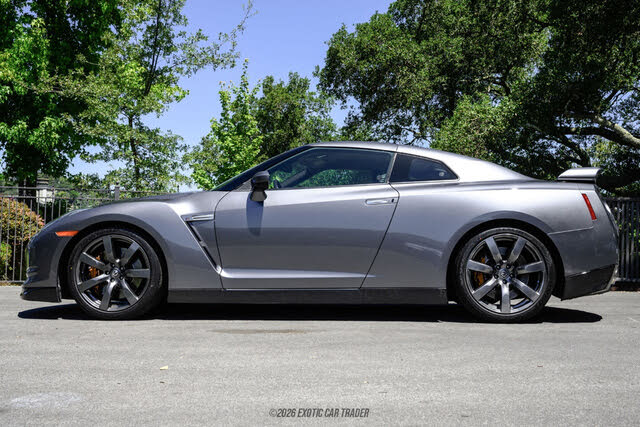 2011 Nissan GT-R Premium