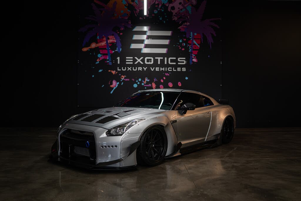 2013 Nissan GT-R Black Edition