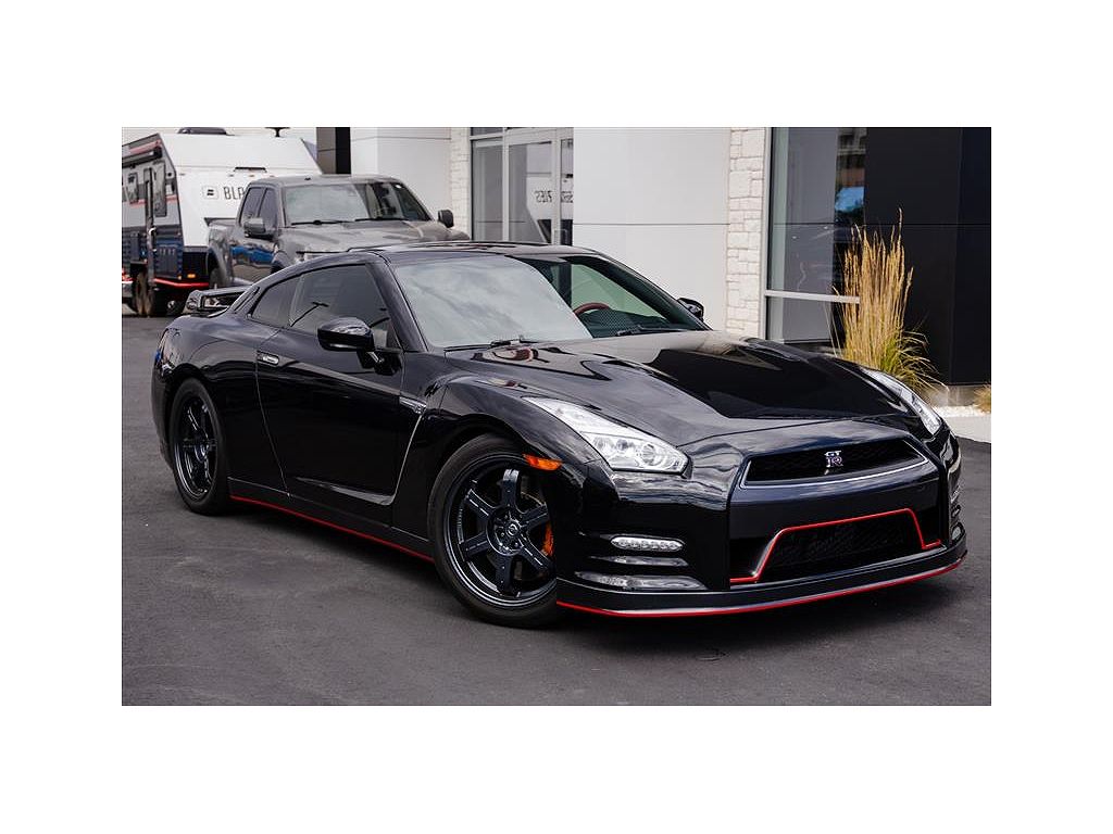 2015 Nissan GT-R Premium