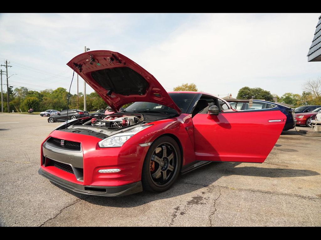 2015 Nissan GT-R Premium
