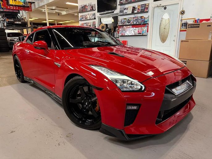 2018 Nissan GT-R Premium