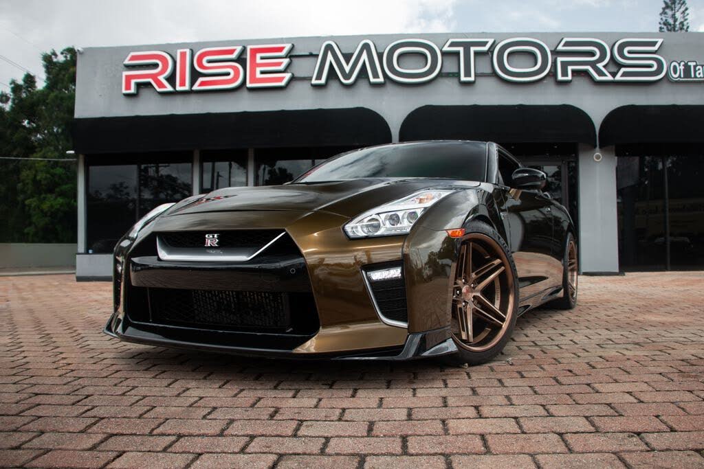 2020 Nissan GT-R Premium