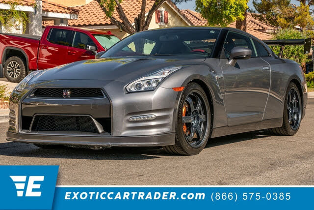 2016 Nissan GT-R Premium