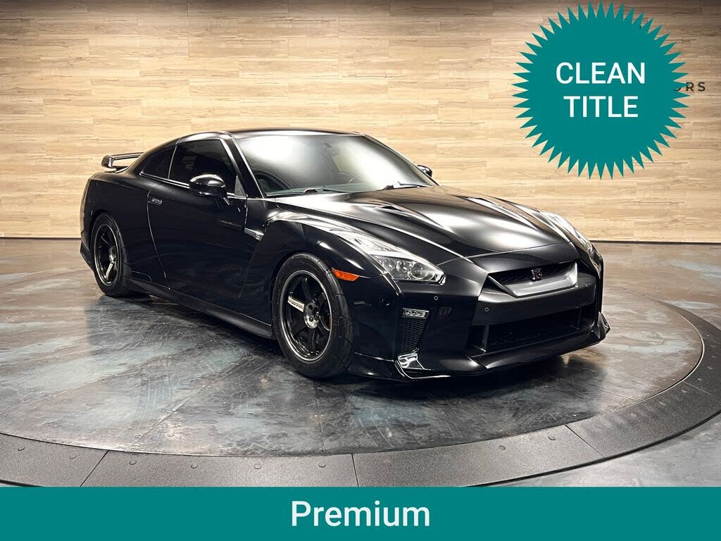 2019 Nissan GT-R Pure