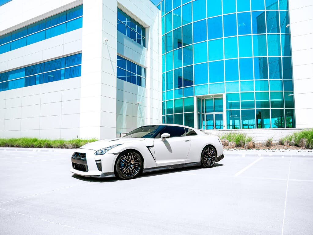 2018 Nissan GT-R Track Edition