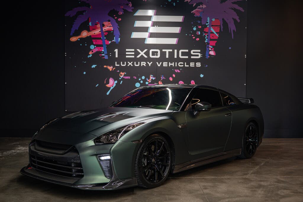 2014 Nissan GT-R Black Edition