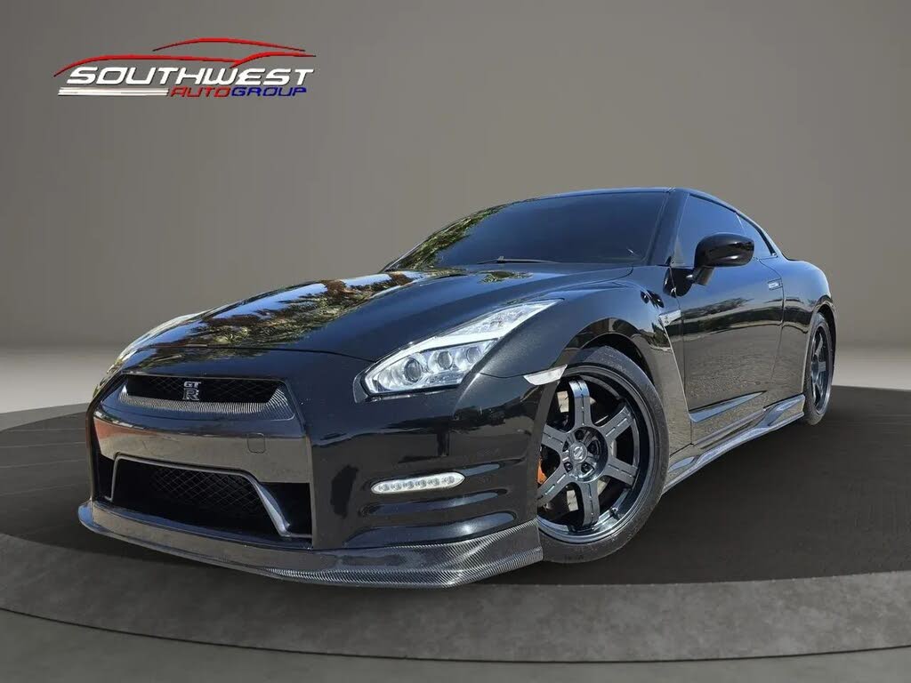 2016 Nissan GT-R Premium