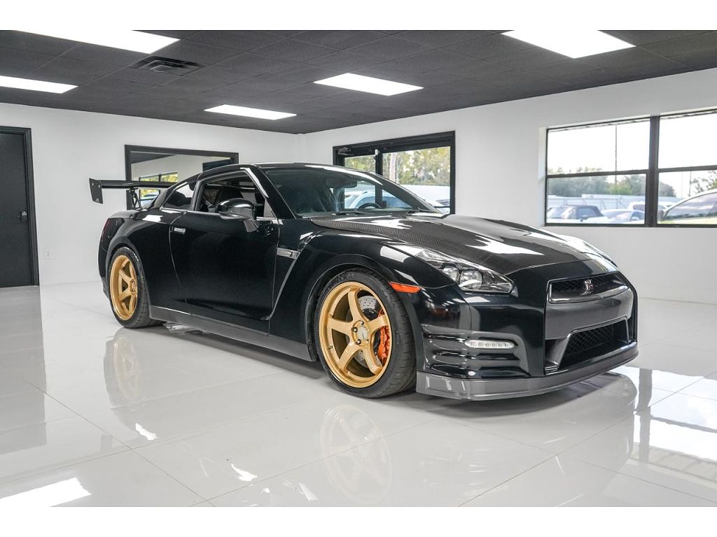2014 Nissan GT-R Black Edition