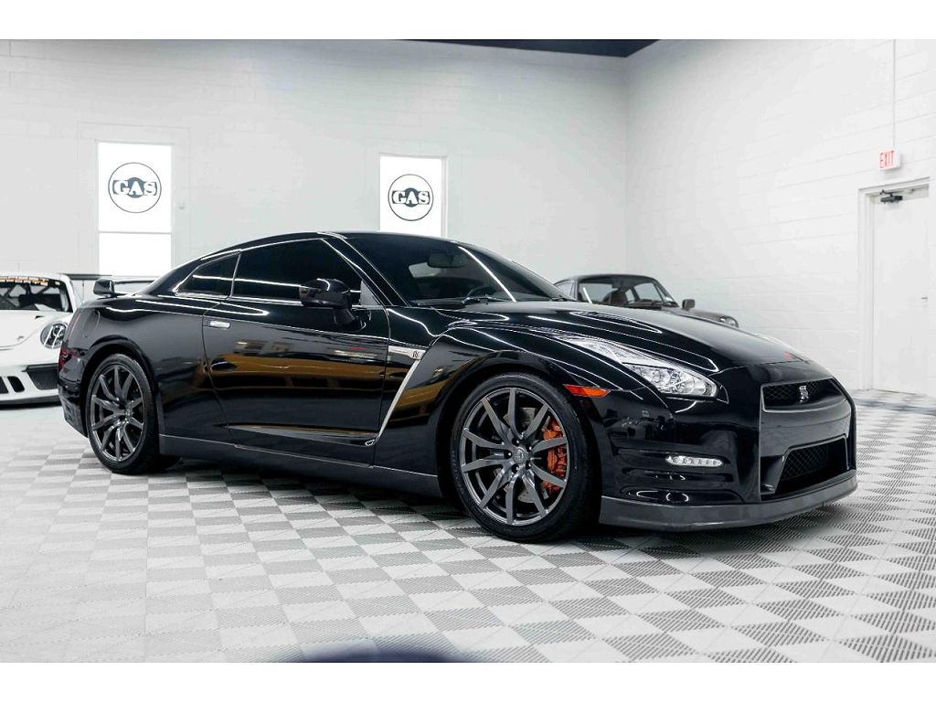 2015 Nissan GT-R Black Edition