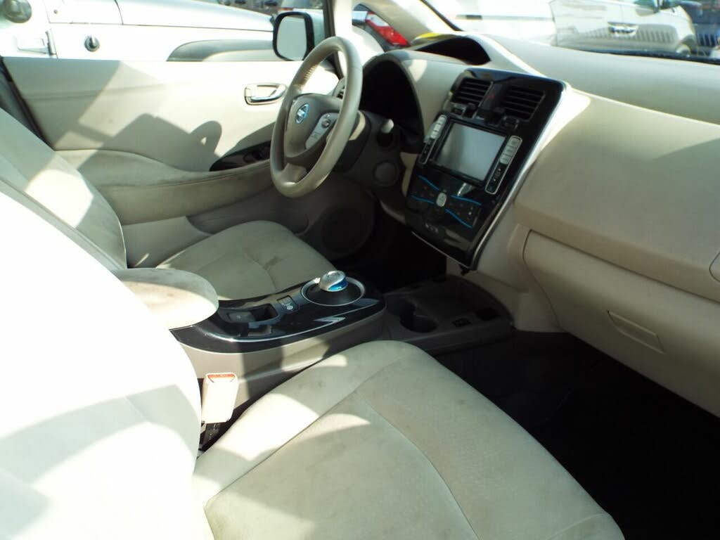 2012 Nissan Leaf photo 1
