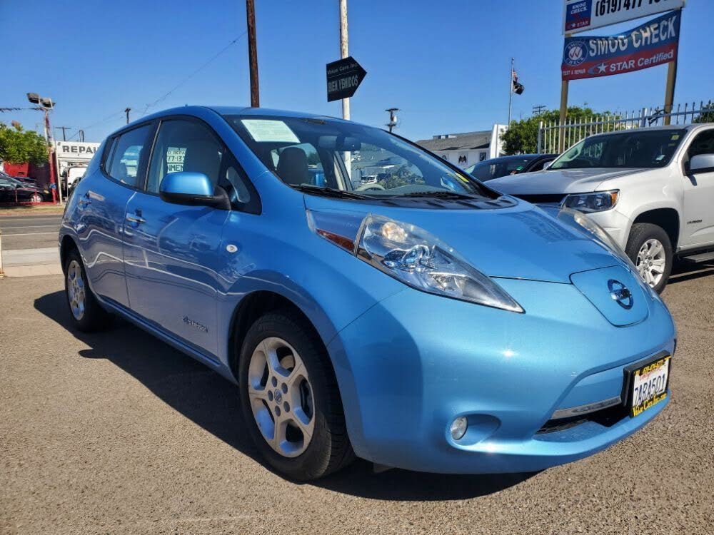2011 Nissan Leaf photo 3