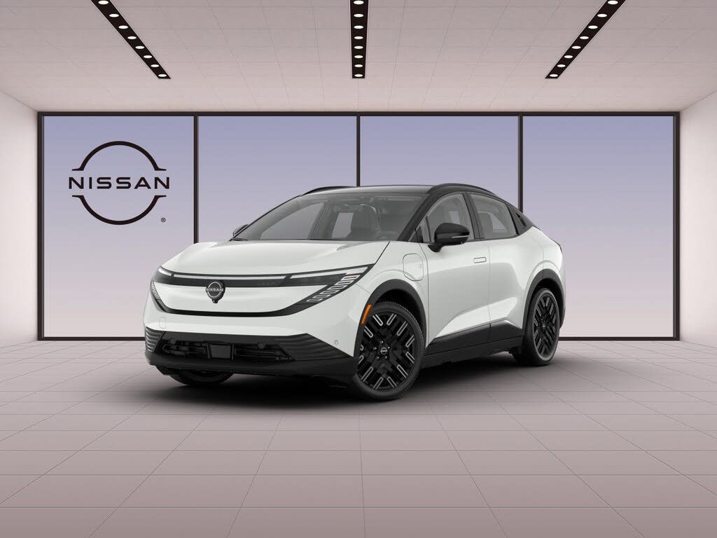 2026 Nissan LEAF Platinum+