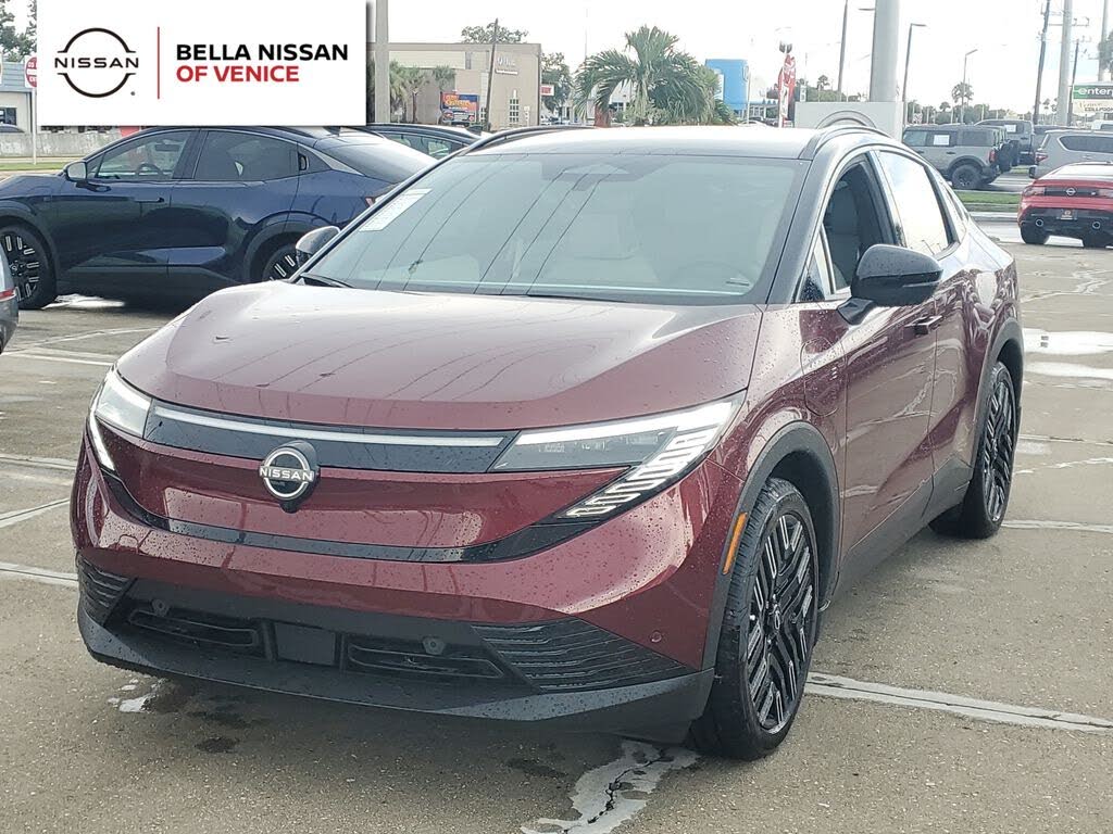 2026 Nissan LEAF Platinum+