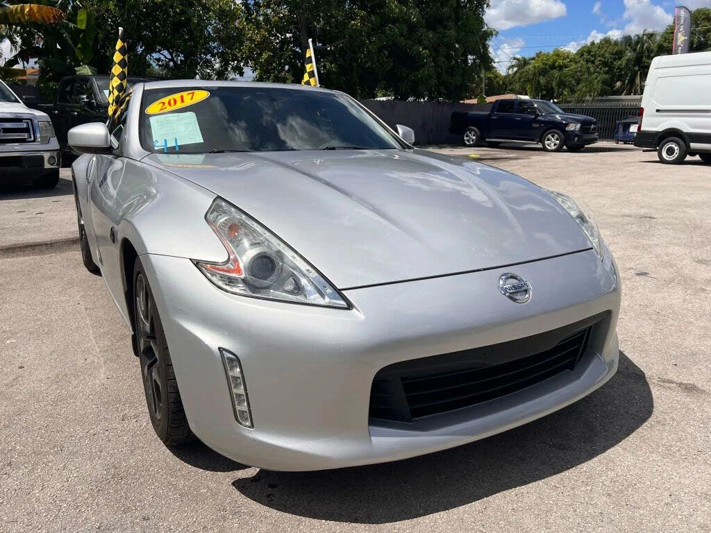 2017 Nissan 370Z Touring