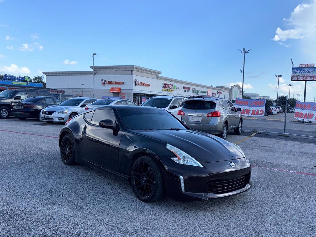 2016 Nissan Z