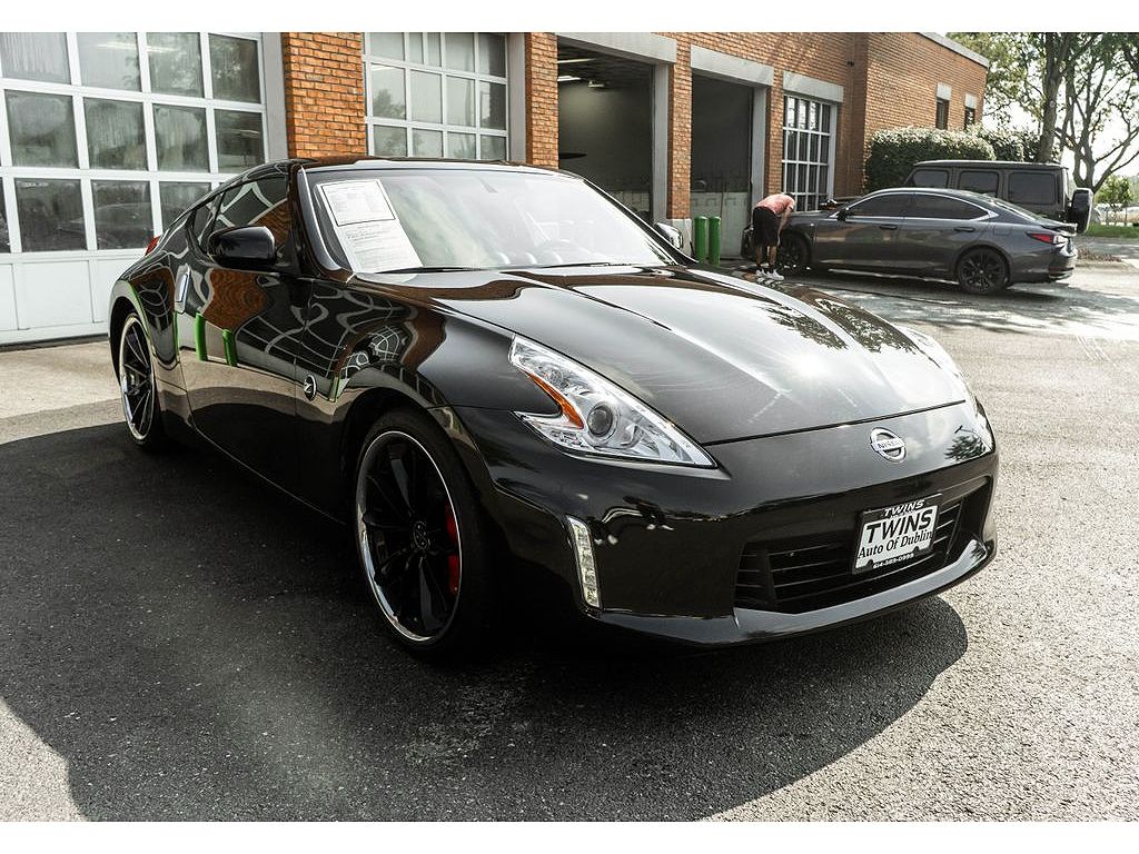 2017 Nissan 370Z Touring
