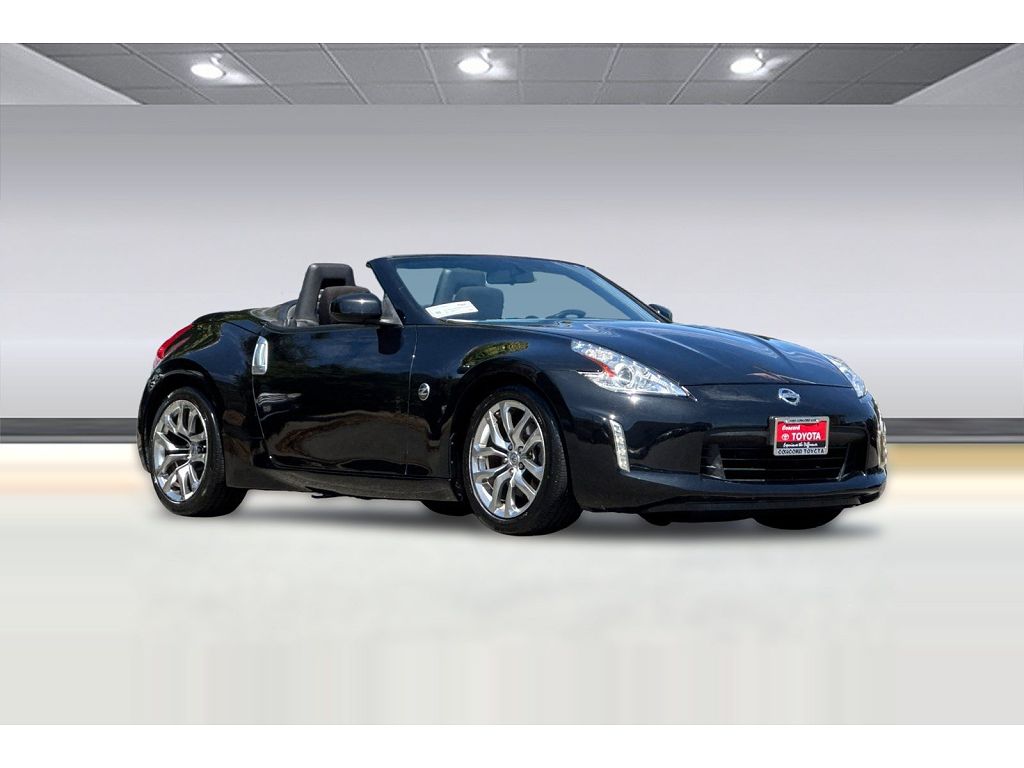 2014 Nissan 370Z 370Z (2dr Roadster Auto)