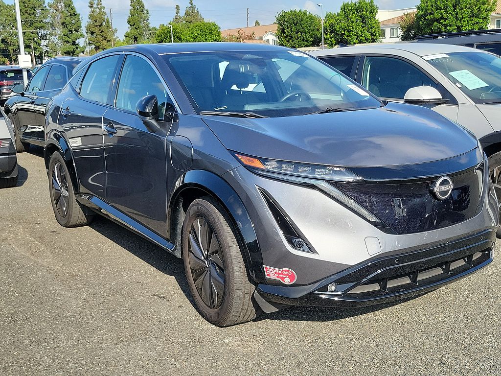 2024 Nissan ARIYA photo 1