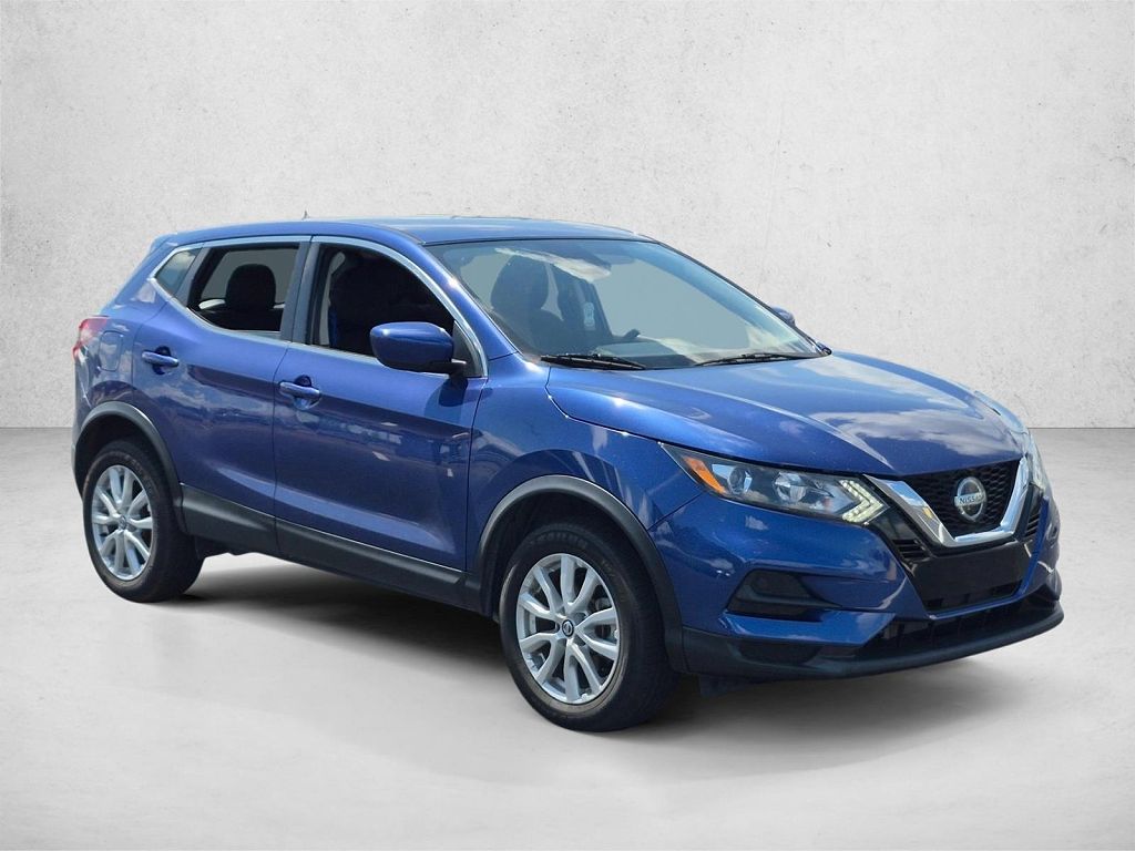 2022 Nissan Rogue Sport S