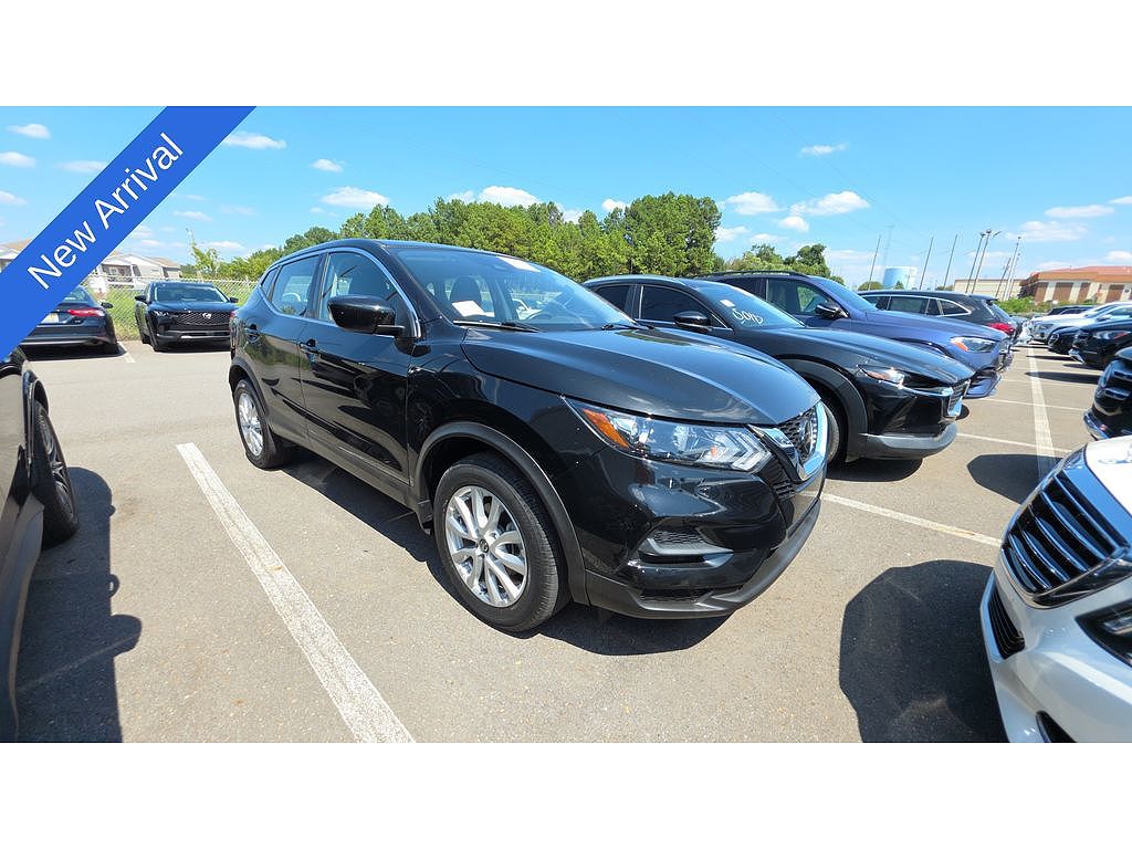 2022 Nissan Rogue Sport S