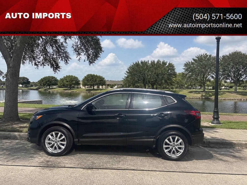 2022 Nissan Rogue Sport SV