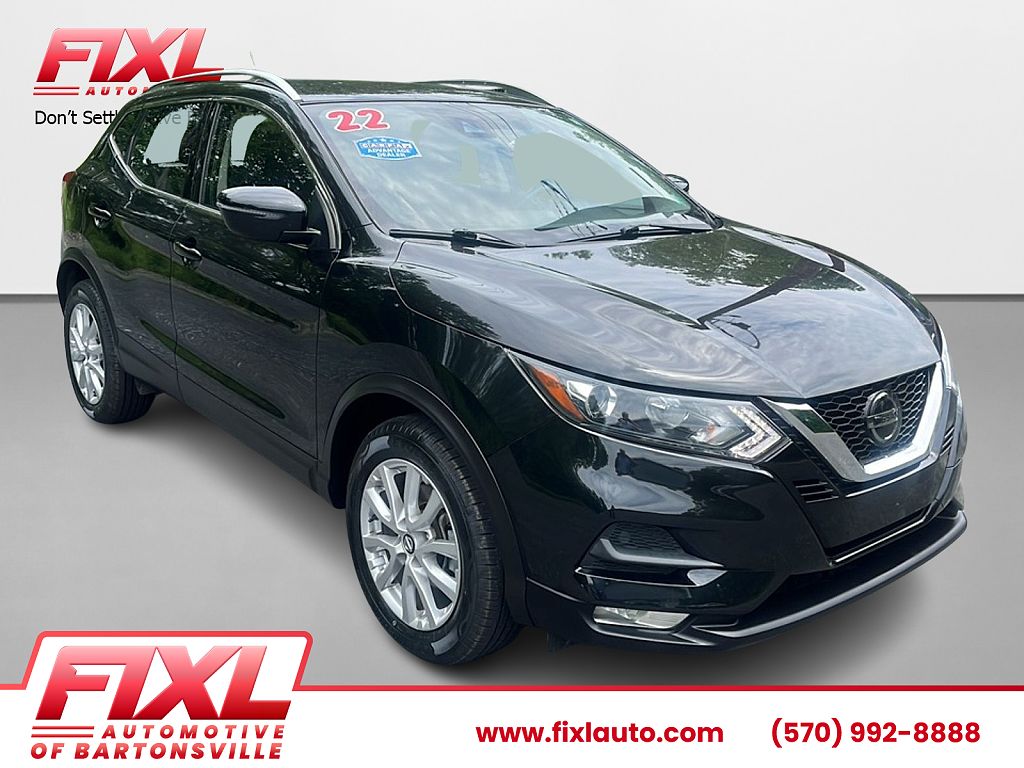 2022 Nissan Rogue Sport SV