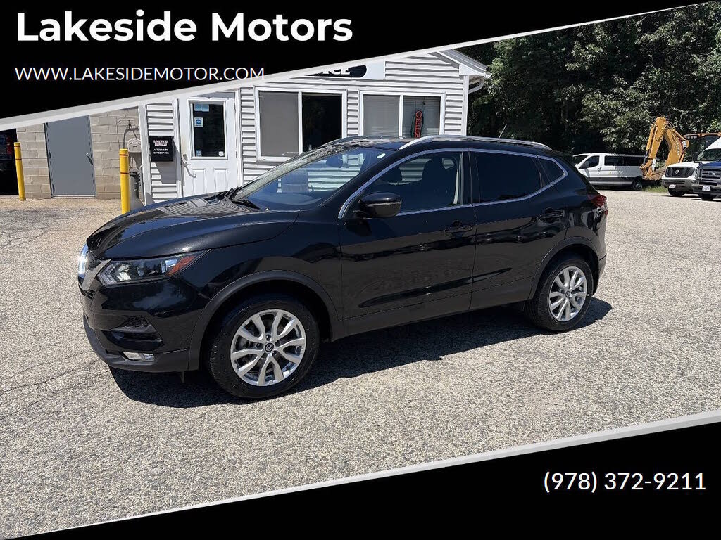 2022 Nissan Rogue Sport SV