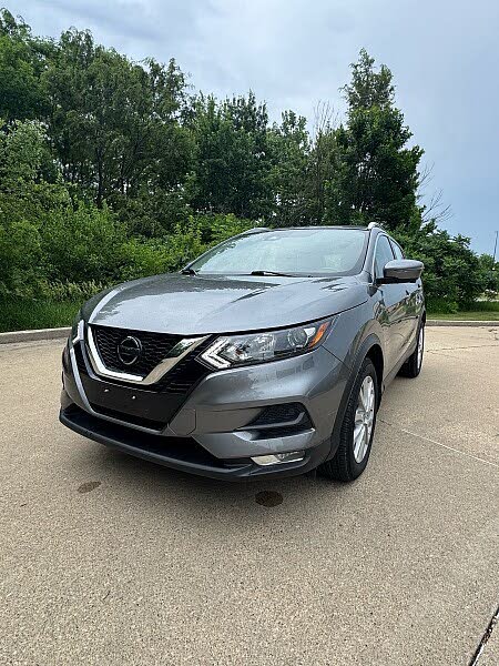 2022 Nissan Rogue Sport SV
