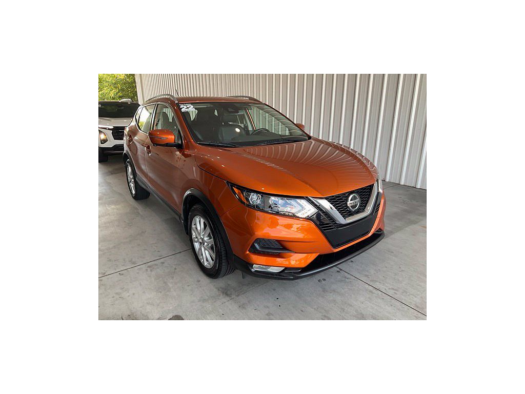 2022 Nissan Rogue Sport SV