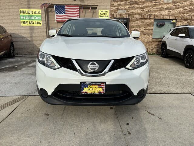 2017 Nissan Rogue Sport SV