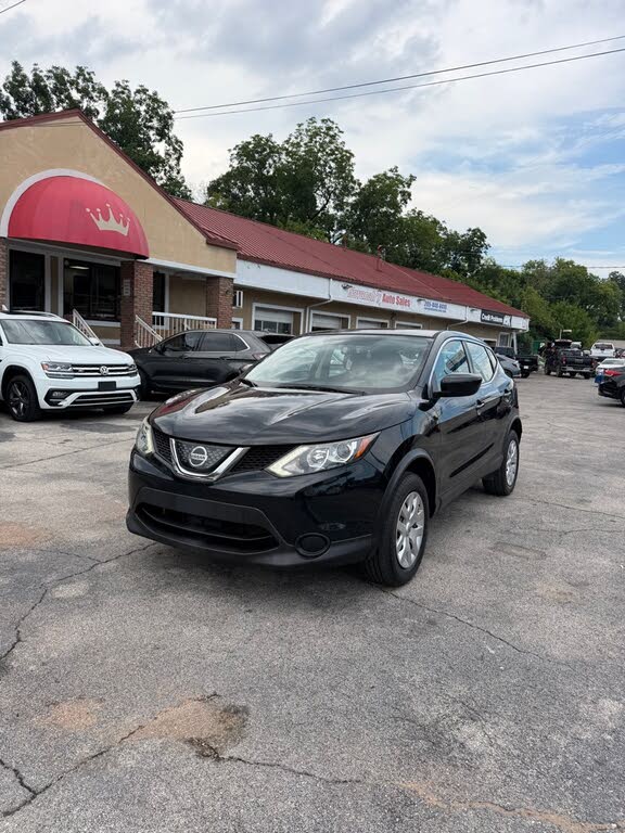 2018 Nissan Rogue Sport SV