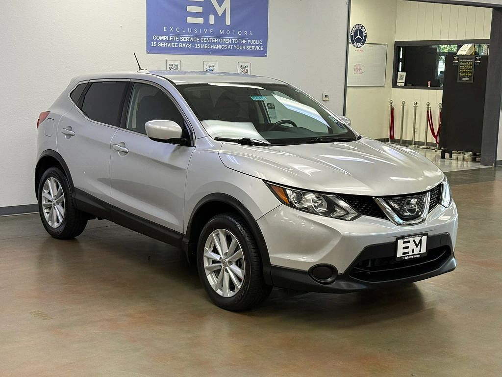 2018 Nissan Rogue Sport SV